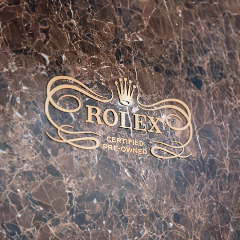 contacto El Cronómetro - distribuidor oficial de relojes rolex