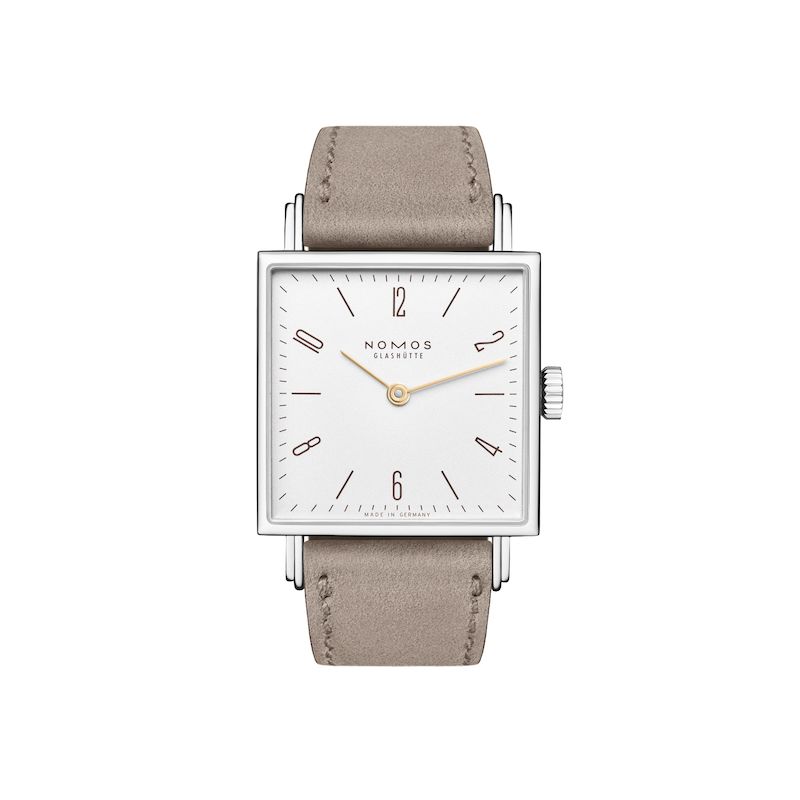 Tetra Nomos