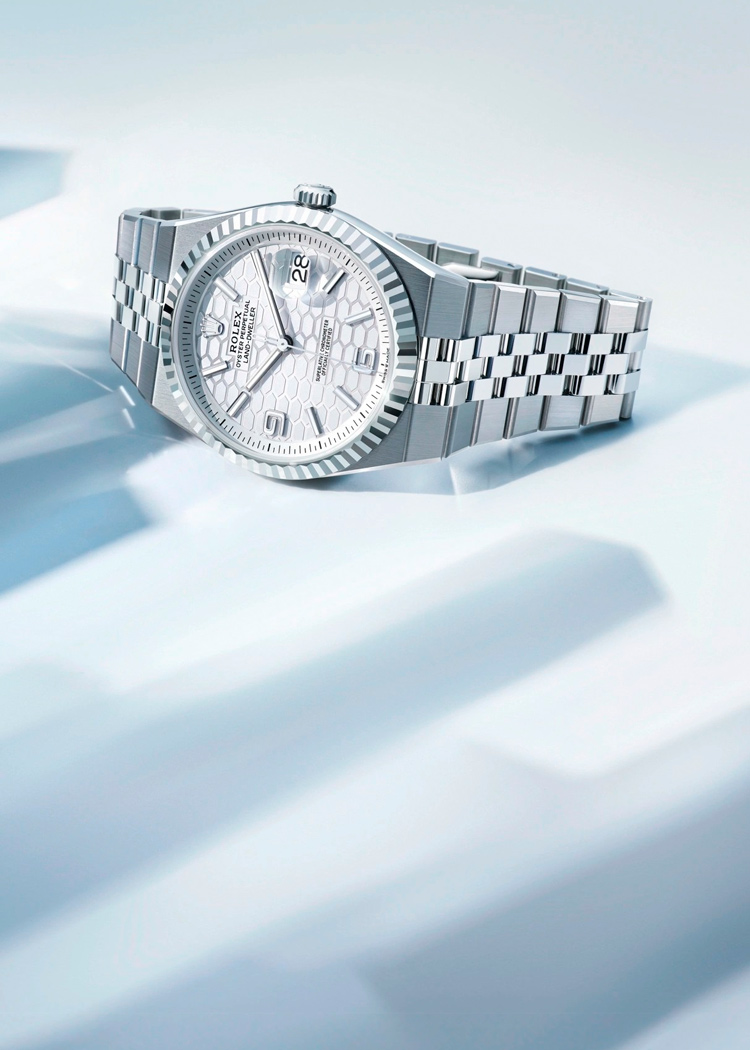 Rolex Land-Dweller